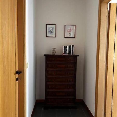 Near Town Centre And Lake - Le Colombe Bardolino Exterior foto